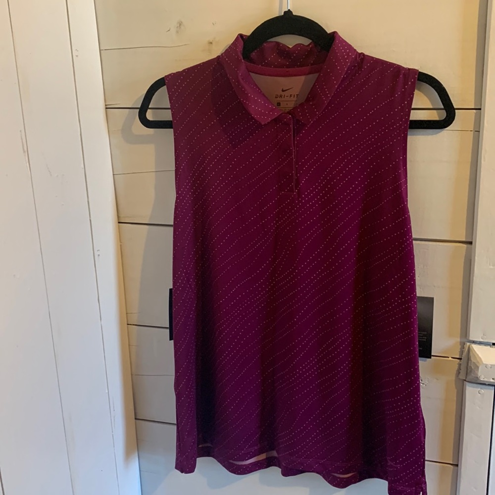 NWT Nike Womens Golf Tank with polka dots and collar in large